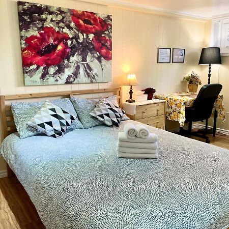טורונטו Perfect Home-Private Washrooms,Free Parking,High Speed Net מראה חיצוני תמונה