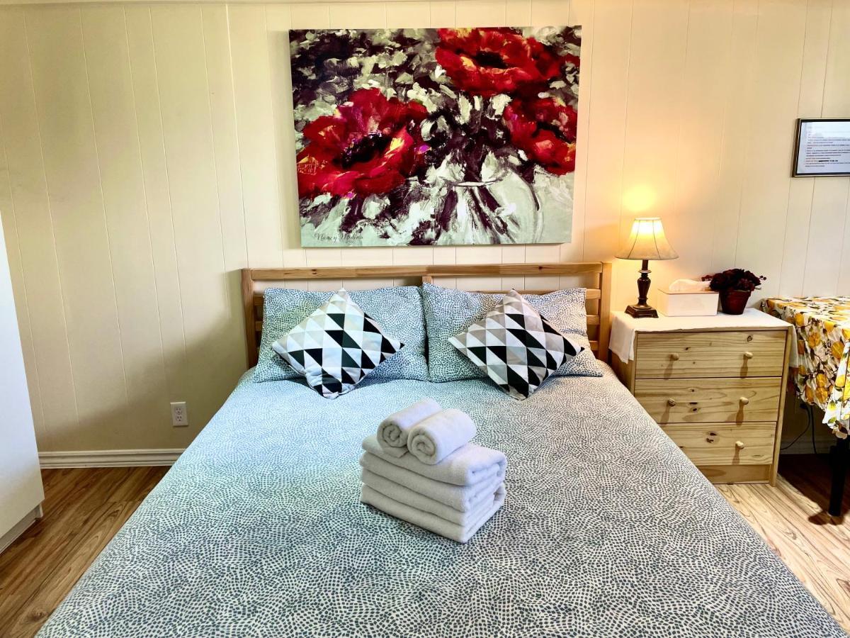 טורונטו Perfect Home-Private Washrooms,Free Parking,High Speed Net מראה חיצוני תמונה