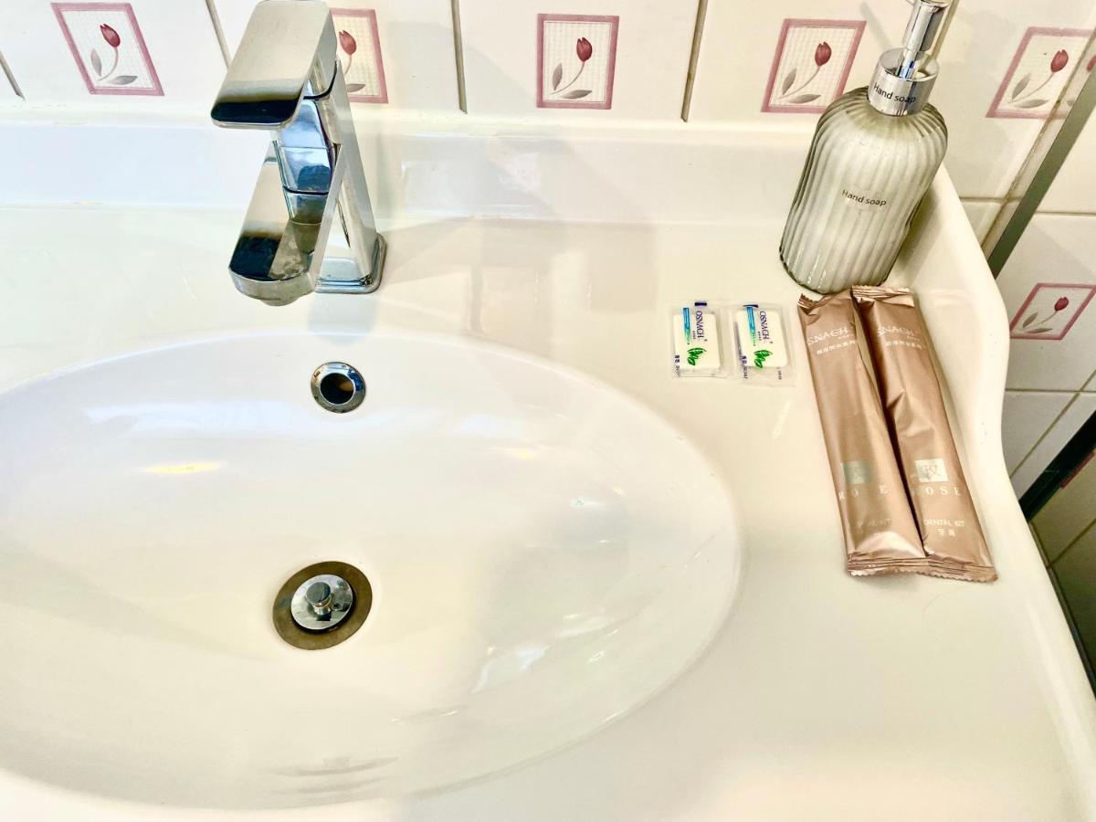 טורונטו Perfect Home-Private Washrooms,Free Parking,High Speed Net מראה חיצוני תמונה