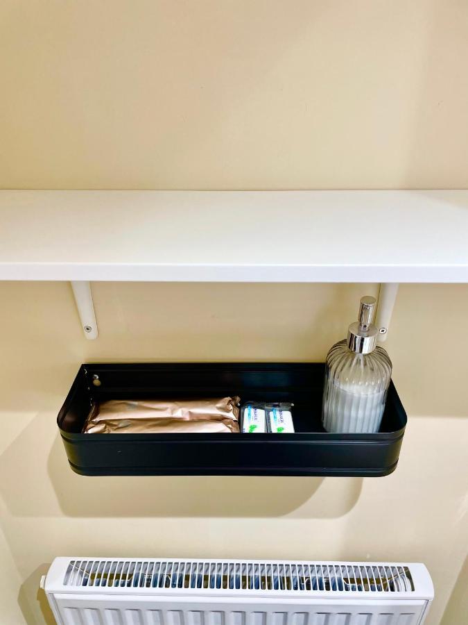 טורונטו Perfect Home-Private Washrooms,Free Parking,High Speed Net מראה חיצוני תמונה
