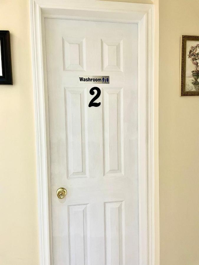 טורונטו Perfect Home-Private Washrooms,Free Parking,High Speed Net מראה חיצוני תמונה