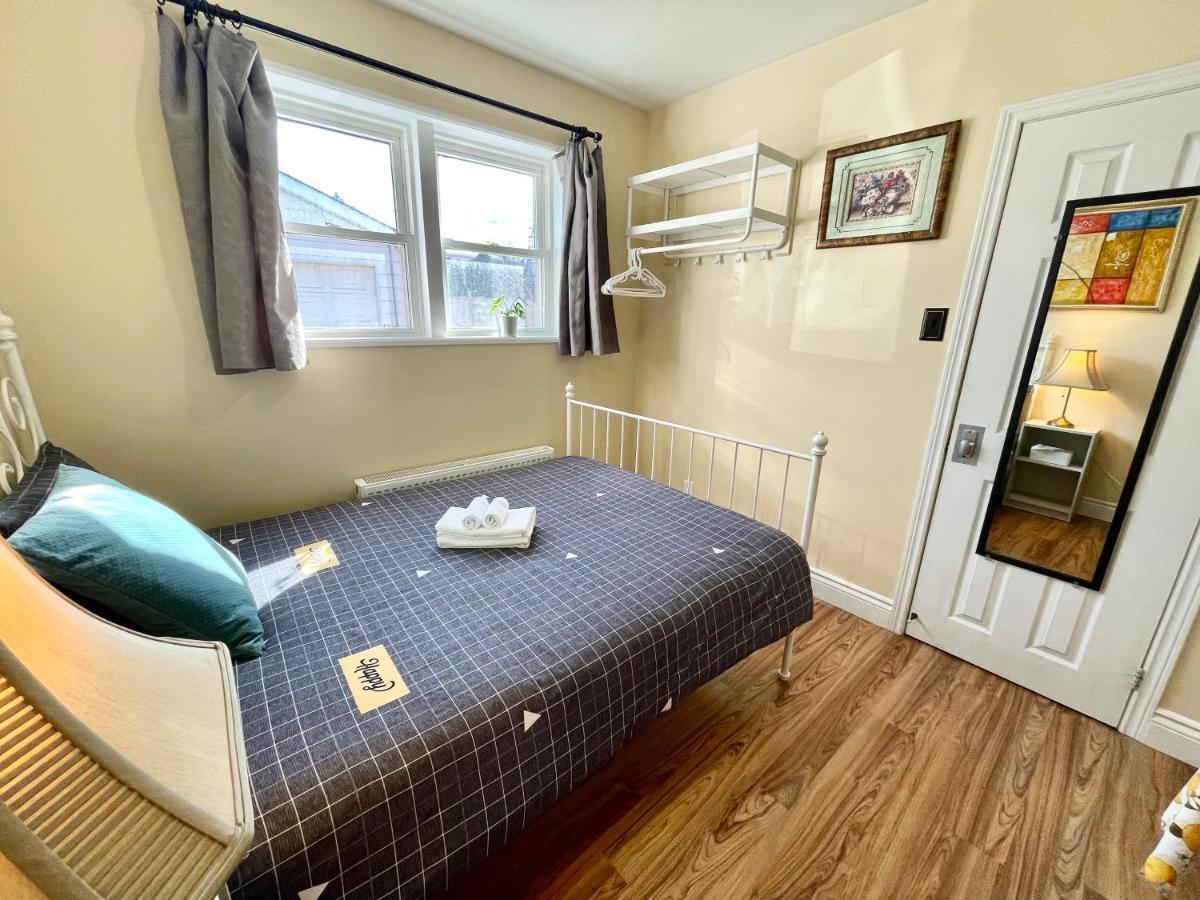 טורונטו Perfect Home-Private Washrooms,Free Parking,High Speed Net מראה חיצוני תמונה